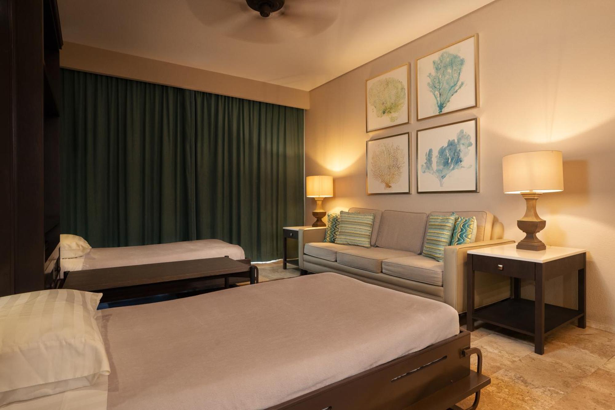 The Royal Sands Resort & Spa Канкун Екстериор снимка